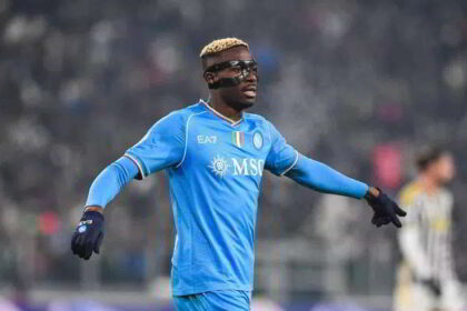 Calciomercato Napoli, Osimhen vuole la Premier: Manna tratta con il Chelsea per Lukaku
