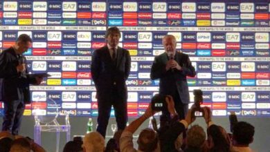 Presentazione Conte, De Laurentiis: "Ripartiamo con un nuovo allenatore cercando di azzerare tutto"