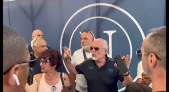 Napoli, De Laurentiis a Dimaro: “Serve cazzimma, il campionato non è mai scritto. Osimhen? no comment!” – VIDEO