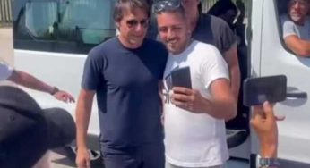 Conte a Castel Volturno, entusiasmo ai massimi livelli tra i tifosi del Napoli: “Siamo carichi!” (VIDEO)
