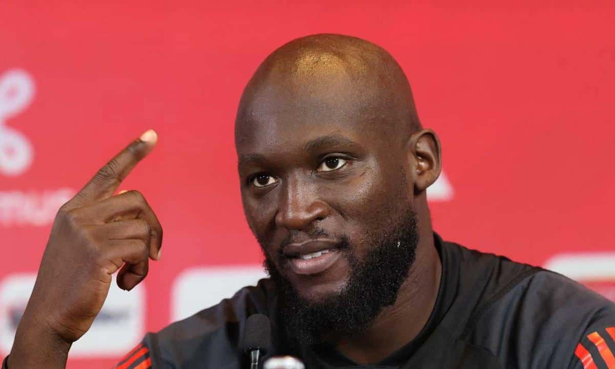 Lukaku si avvicina al Napoli, Osimhen verso il PSG: le ultime da Sky Sport