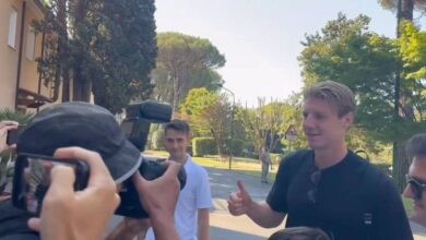 Brescianini a Villa Stuart: visite mediche col Napoli. L'accoglienza dei tifosi - VIDEO