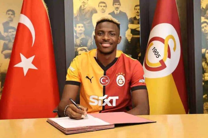 Osimhen al Galatasaray a titolo definitivo. Arriva una voce dalla Turchia