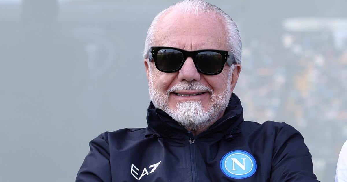 Tifoso Napoli, l’appello a De Laurentiis: “Vogliamo vincere il quarto Scudetto? Dai cinque milioni a lui!”