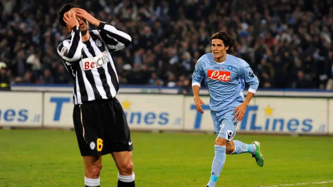 Cavani: Incompiuto a Palermo, eroe a Napoli 