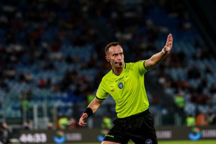 Scandalo arbitri: cinque rigori negati al NapoliScandalo arbitri: cinque rigori negati al NapoliScandalo arbitri: cinque rigori negati al Napoli