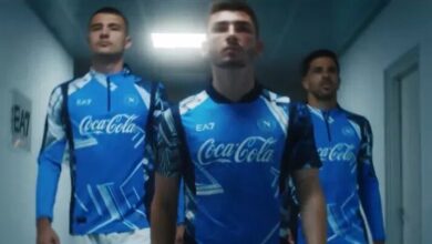 Napoli svela la nuova maglia pre gara: clip spettacolare con Starace