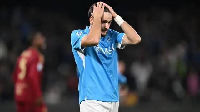 Solo un gol in 30 giorni”: il momento difficile di Kvara fa discutere