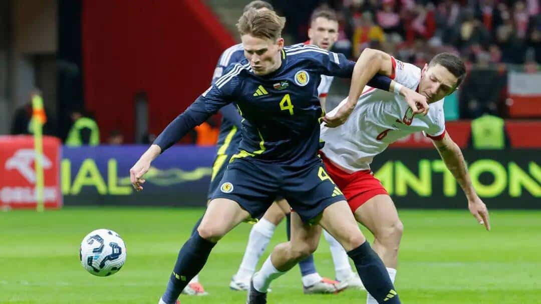 Napoli in ansia per McTominay: problema alla caviglia in nazionale