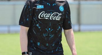 Napoli, De Bruyne inizia l’avventura: «The king is here», ma rifiuta il 10 di Maradona