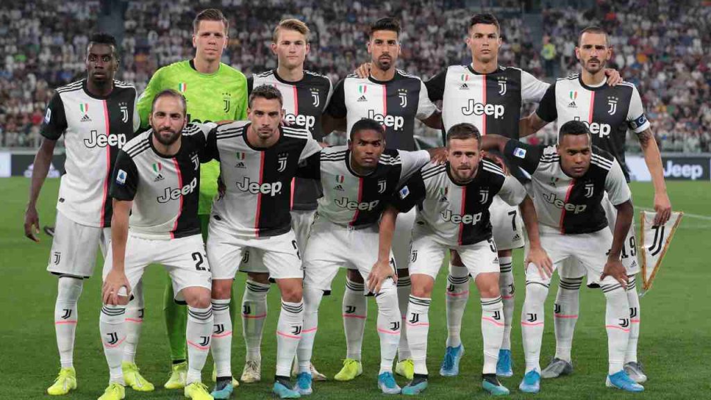 Dammi i polsi, ti mettiamo le manette: brutta fine per l’idolo juventino | In galera dopo 3 scudetti a Torino