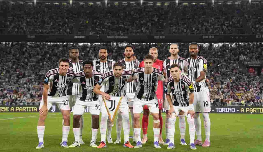 La Juventus trema: mega offerta dall’Arabia Saudita per un titolare | Si fa tutto in queste ore