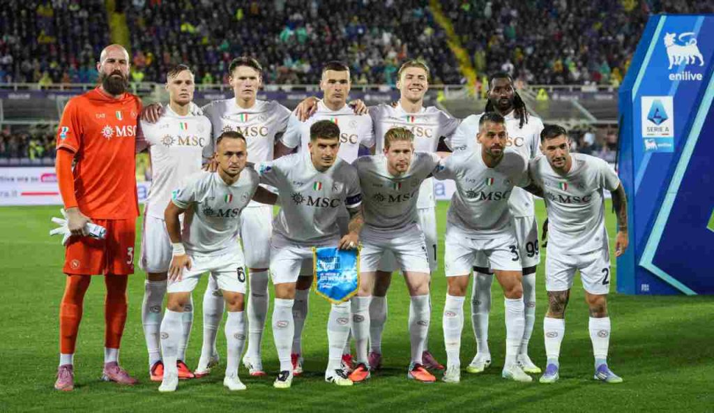 Non solo Popovic, il Napoli chiude un’altra cessione | Fatta per il trasferimento negli Emirati Arabi