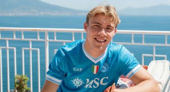 Addio Hojlund, da oggi non ci servi più | Antonio Conte avverte l’ormai ex pupillo: è fuori da ogni turnazione