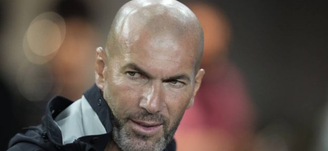 zidane-rompipallone.it-napolipiu.com