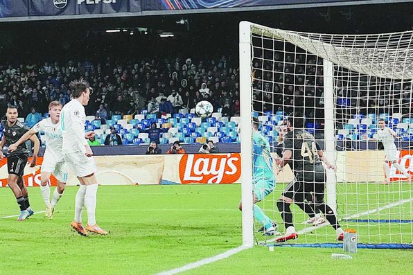 Corriere dello Sport: “Napoli, notte di riscossa: 2 0 al Qarabag nel segno di Maradona”