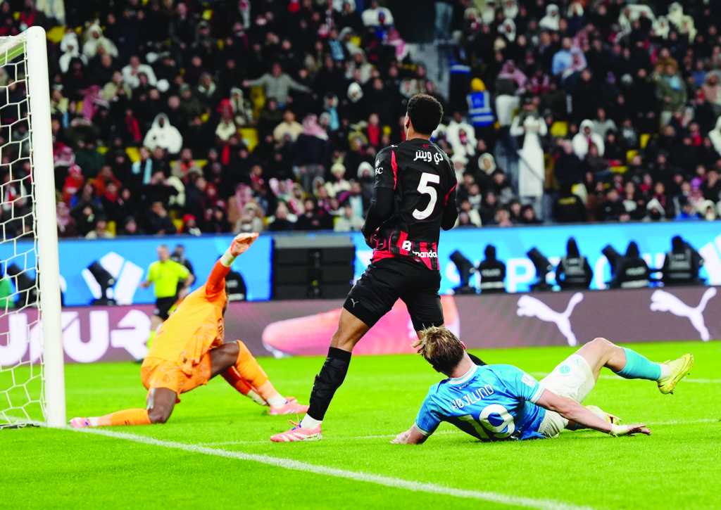 Corriere dello Sport: “Conte re di Riyadh: Napoli domina il Milan e vola in finale”