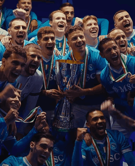 Repubblica: Il Napoli festeggia la Supercoppa “Ma la stagione non finisce qui…”