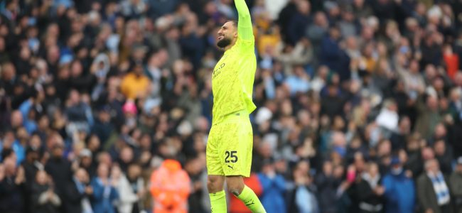 Gianluigi-Donnarumma-celebrate-Manchester-City.jpg