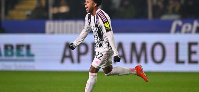 Weston-McKennie-celebrate.jpg