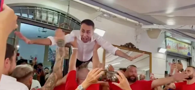 luigi-di-maio-da-nennella.jpeg