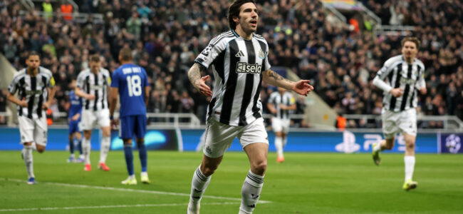 Sandro-Tonali-celebrate-Newcastle-Qarabag.jpg