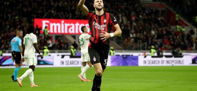 Strahinja-Pavlovic-celebrate-Milan-Roma.jpg