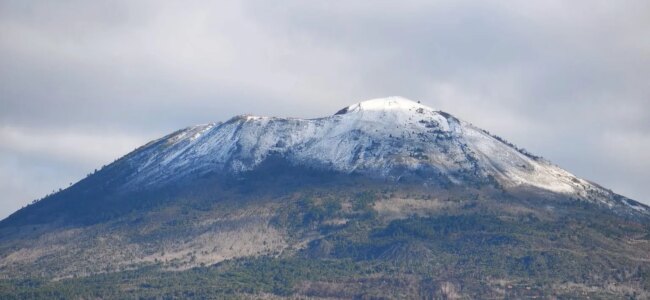 neve-vesuvio.jpeg