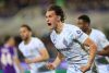 Manchester United osserva il talento italiano Esposito in amichevole in Grecia il 7 giugno.
