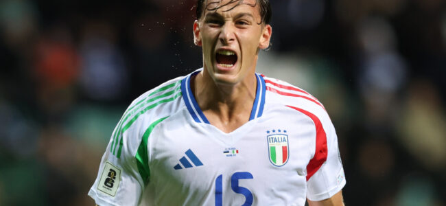 Francesco-Pio-Esposito-celebrate-Estonia-Italy.jpg