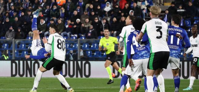como-1907-v-us-sassuolo-calcio-serie-a-4-e1764364832325.jpg