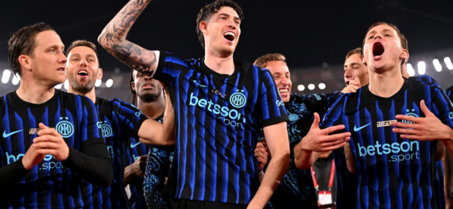 Alessandro-Bastoni-celebrate.jpg