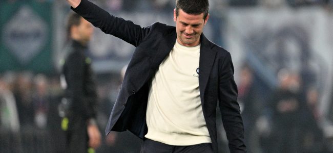 Cristian-Chivu-fist.jpg