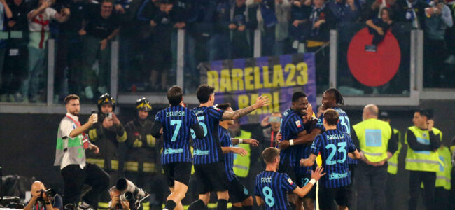 Inter-celebrate-fans.jpg