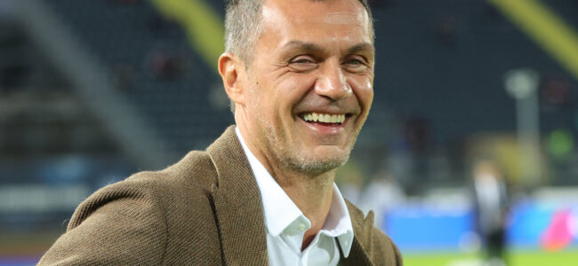 Paolo-Maldini-smile.jpg