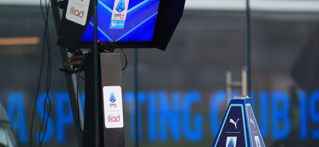 VAR-Monitor-referee.jpg