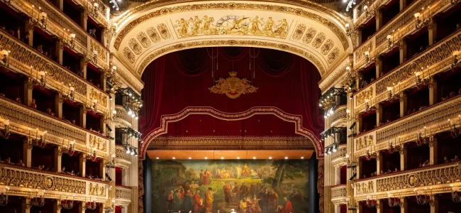 teatro-san-carlo-napoli.jpg