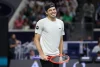 Taylor Fritz festeggia una vittoria storica sull’erba, ma un errore potrebbe costargli caro.