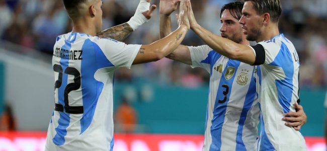 argentina-v-venezuela-internatio.jpg