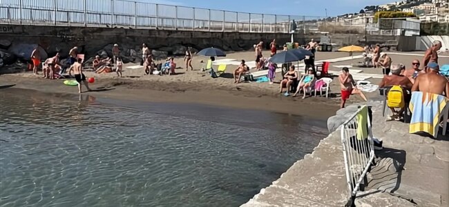 mergellina-spiaggia-sermoneta-napoli.jpeg
