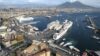 Incidente al porto di Napoli: rimorchio staccato, camionista ricoverato in ospedale.