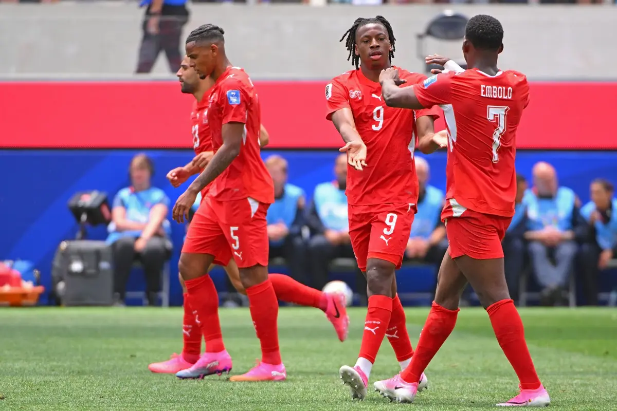 svizzera avanza agli ottavi battendo l8217algeria 2 0 con una prestazione convincente da Napolipiu.com svizzera avanza agli ottavi battendo l8217algeria 2 0 con una prestazione convincente