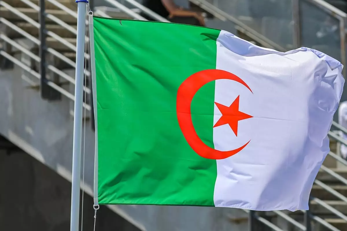 elezioni legislative in algeria affluenza provvisoria al 2079 secondo i dati attuali da Napolipiu.com elezioni legislative in algeria affluenza provvisoria al 2079 secondo i dati attuali