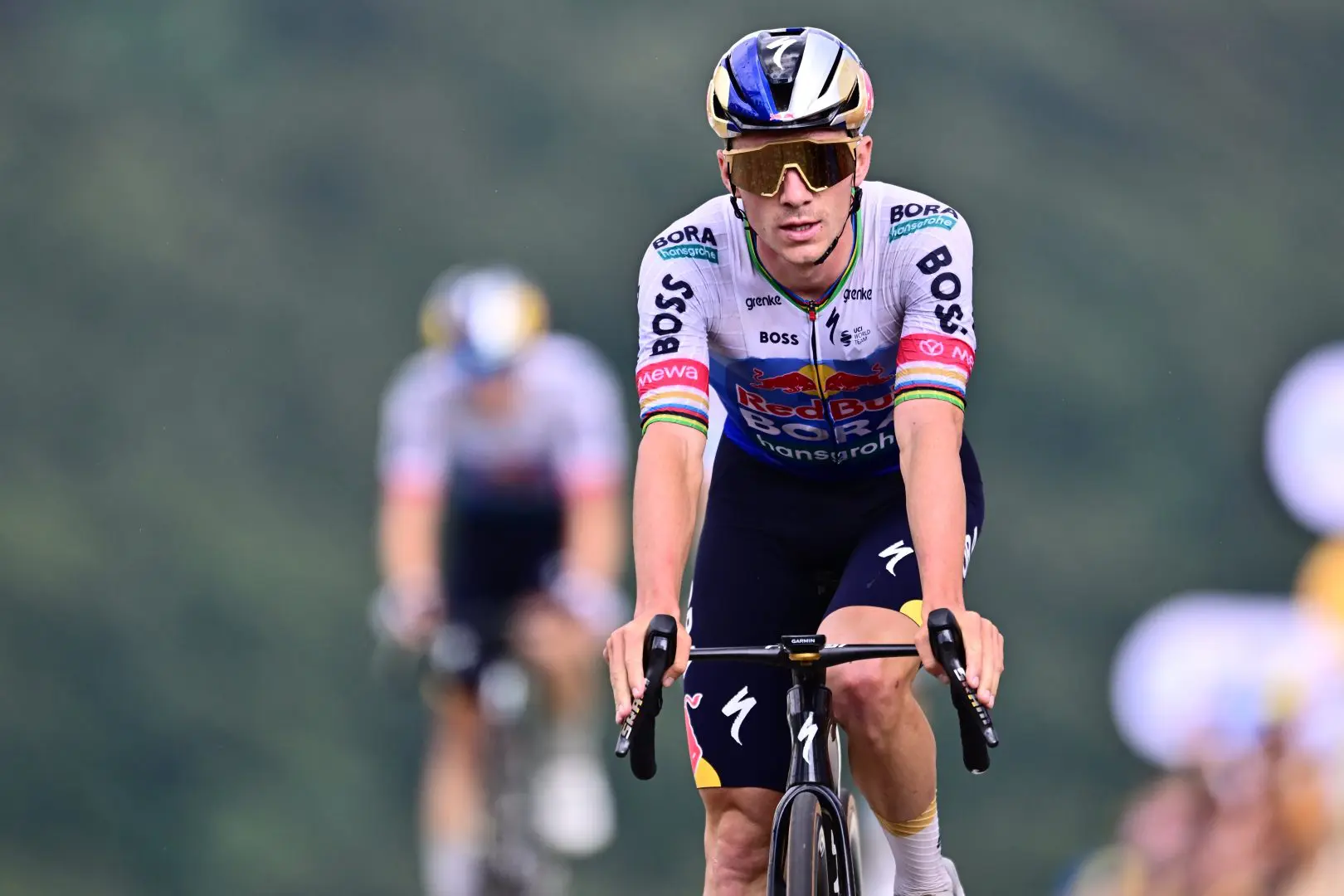 evenepoel trionfa nella 15170 tappa del tour de france vingegaard si ritira da Napolipiu.com evenepoel trionfa nella 15170 tappa del tour de france vingegaard si ritira