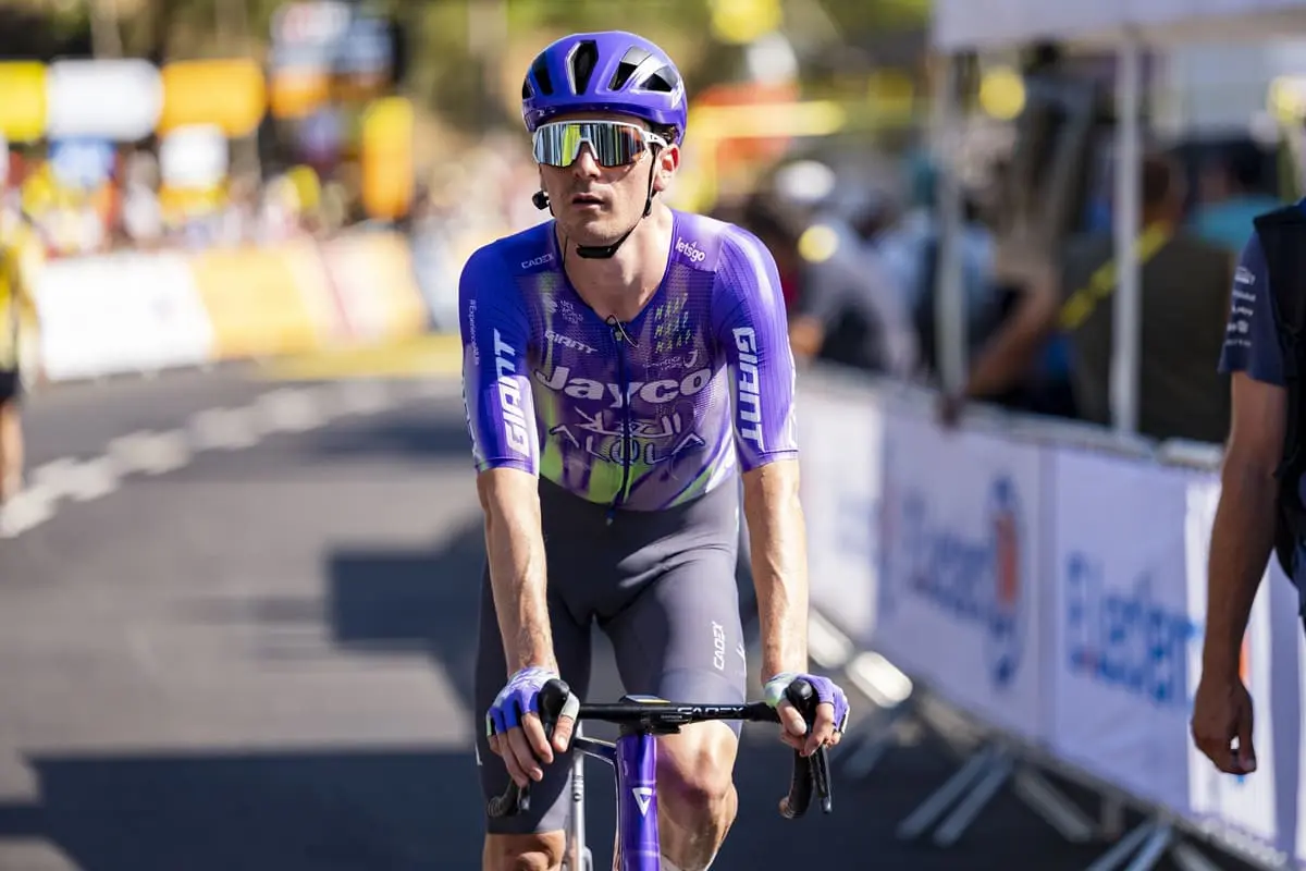 pogacar trionfa nella tredicesima tappa del tour de france mantenendo la maglia gialla da Napolipiu.com pogacar trionfa nella tredicesima tappa del tour de france mantenendo la maglia gialla