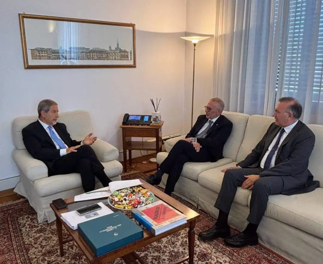 vertice a roma ministro musumeci e commissario feola discutono la ricostruzione di ischia da Napolipiu.com vertice a roma ministro musumeci e commissario feola discutono la ricostruzione di ischia