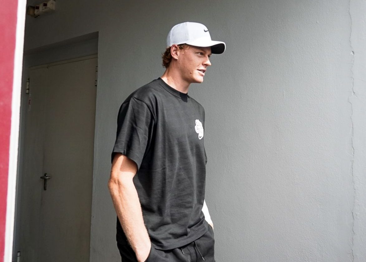 jannik sinner in visita di controllo al j medical di torino salute e prestazioni al primo posto da Napolipiu.com jannik sinner in visita di controllo al j medical di torino salute e prestazioni al primo posto