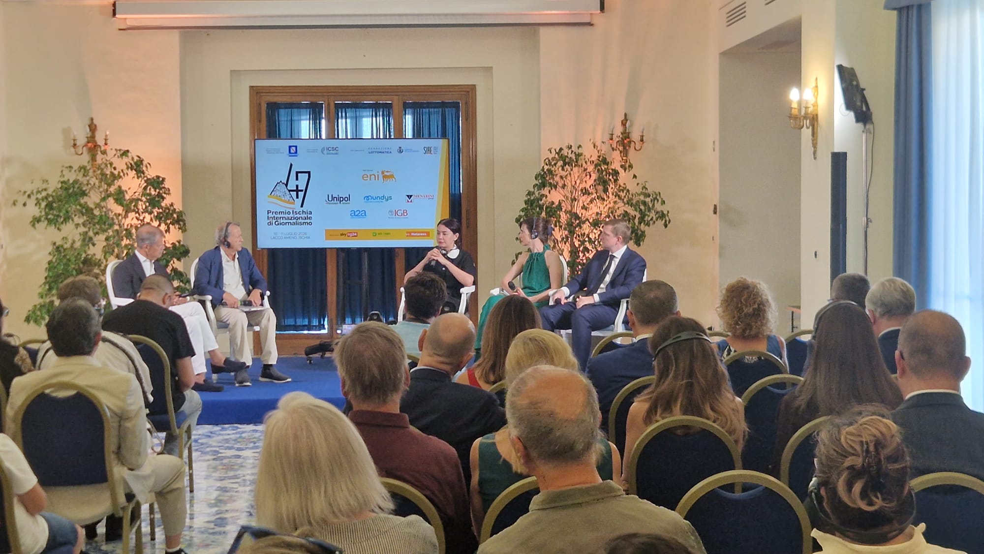 premio ischia intese usa ue e premi per la comunicazione istituzionale nel video della giornata da Napolipiu.com premio ischia intese usa ue e premi per la comunicazione istituzionale nel video della giornata