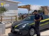 Lavoratori sfruttati in uno stabilimento balneare a Bari, 4 denunce
