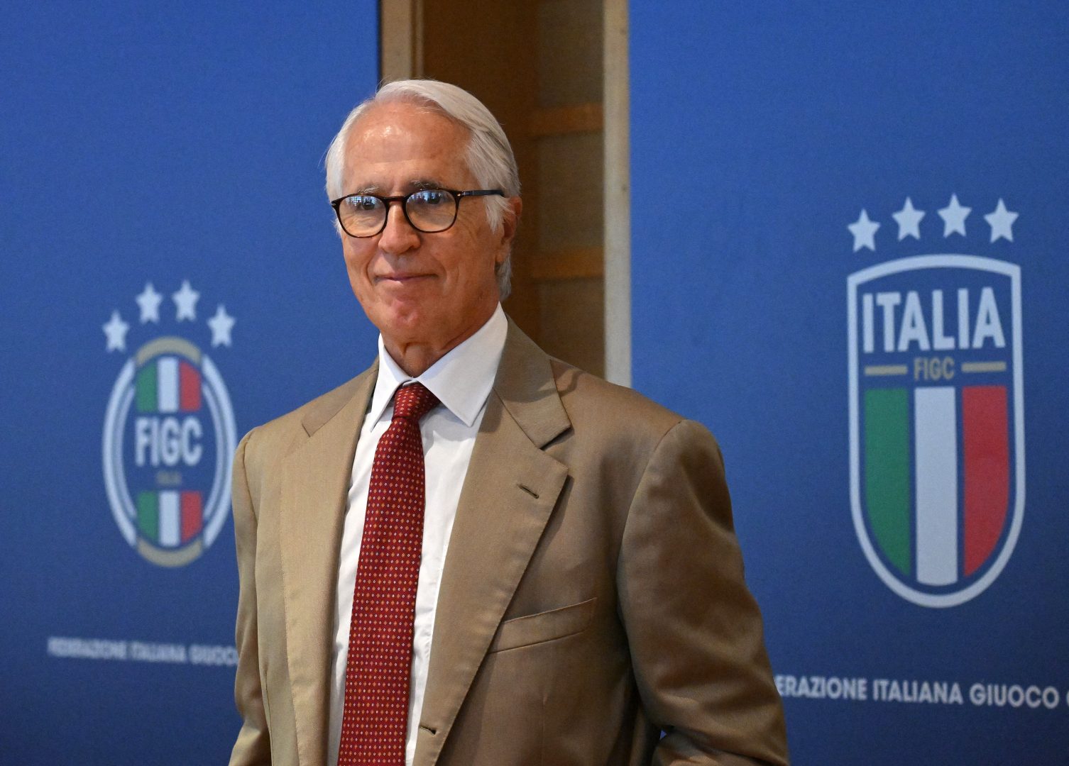 coni figc ipotesi malag242 commissario da Napolipiu.com coni figc ipotesi malag242 commissario